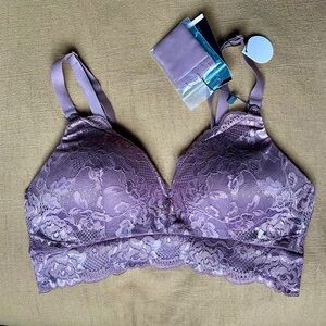Kindred Bravely pumping and nursing lace bra